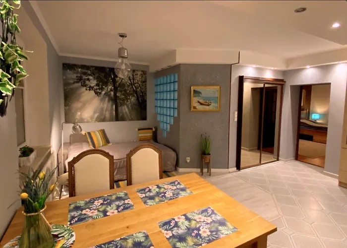 Eleganckie Mieszkanko Na Kamiennej Gorze グディニャ